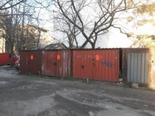 Ламаринените гаражи напомниха за себе си, излезе казус с обезщетения