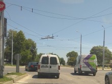 Част от контактната мрежа на Пловдив провисна отново, ето какво казаха институциите