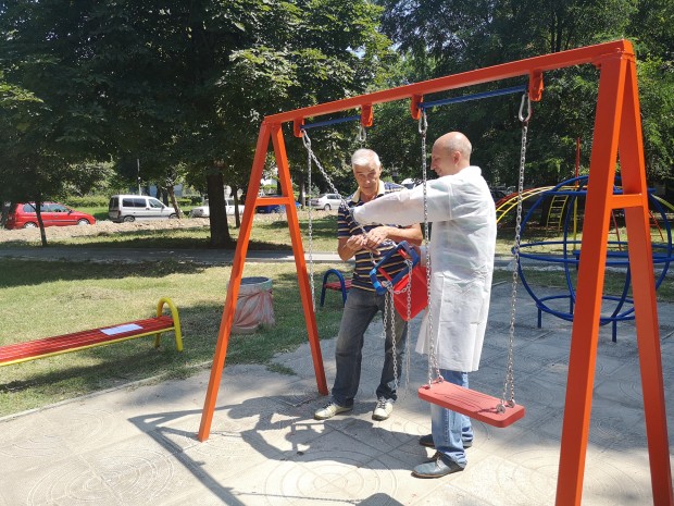 Облагородиха междублоково пространство в "Северен"