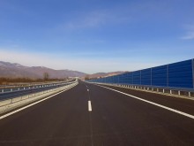 Пуснаха движението в платното за София от AM "Струма" край Благоевград