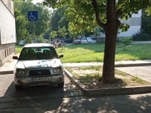 Поредният наглец изпраща поздрави на КАТ и Общинска полиция