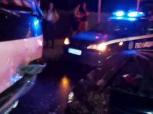 Читател за сблъсъка в Кючука: Автобусът е виновен, колата е леш!