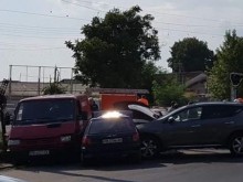 Вижте ужасяващата катастрофа на фаталния прелез до Труд