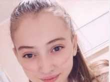 Тенисисти играха благотворително за 16-годишната Дария