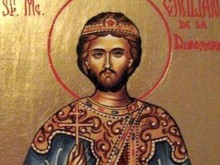 И днес има празнуващи, повод е да почерпят