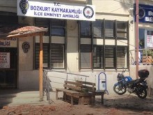 Мощният трус, който разтресе Турция, остави след себе си големи разрушения и много ранени