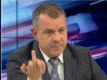 Кошлуков няма спиране! Уволни най-известната водеща на новините