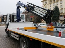 "Паркиране и репатриране" обагатиха парка си с два нови автомобила