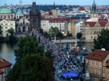 В Прага се бунтуват срещу президента и премиера, били симпатизанти на Русия
