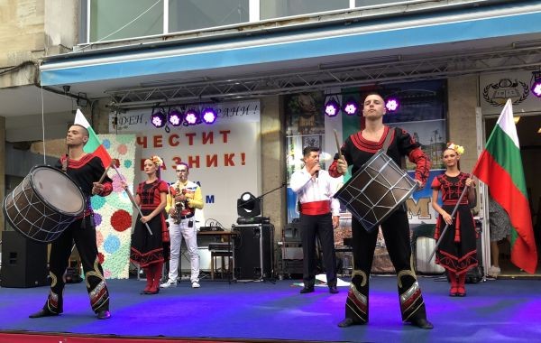 Кричим празнува 50 години от обявяването си за град