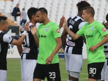 Локо привлича двама алжирци, вижте кои са те