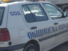 Търсят кой да доставя храна и ободряващи напитки на "Общинска охрана"