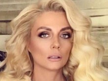10 дни Деян Донков живял с рак, лекар пратил Венета Райкова на Малашевските гробища
