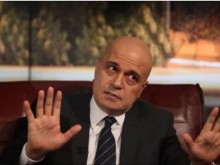 Слави Трифонов защитник на народа? Дали?