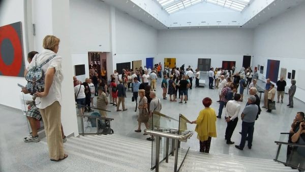 Откриха новата галерия на улица "Гладстон“ в Пловдив с изложбата "Минимализъм-BG“