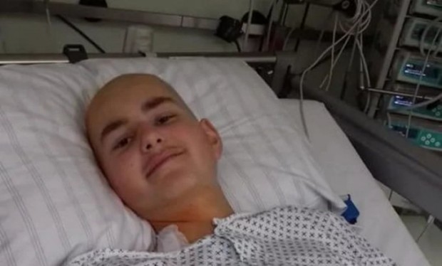 14 годишният кюстендилски футболист Теодор Велинов загуби крака си в