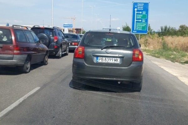 Адско задръстване край Труд съсипа нервите на шофьорите под жаркото септемврийско слънце