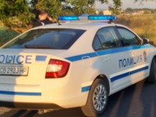 Автобус се удари в спрял тир на магистрала "Хемус"