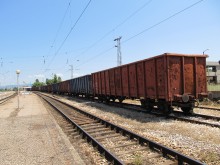 Граждани предлагат изравняване на тол таксите за железницата и пътищата