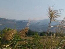 Нещо гори над пловдивския Бевърли Хилс, хвърчат пожарни и патрулки!