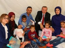 Ердоган пак рекетира ЕС за пари, плашейки с бежанци