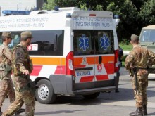 Мъж заби ножица във врата на войник пред централната гара в Милано, крещял "Аллах Акбар"