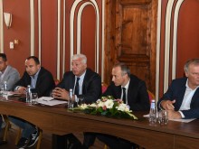 Министър Вълчев подкрепи "Бизнесът за Пловдив" за създаването на клъстер в областта на иновациите
