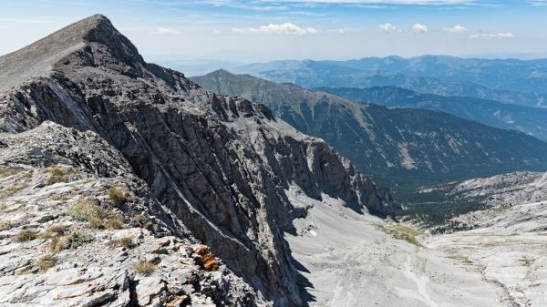 Българин загина в планината Олимп  съобщиха от Гръцката спасителна служба цитирани