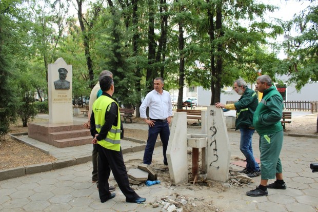 "Чистота" обновява спортна площадка в "Гладно поле"