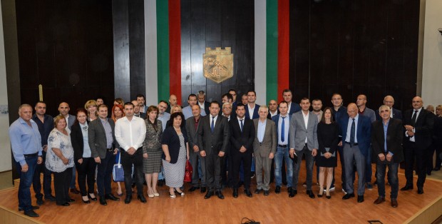За мандат 2015 2019 Общински съвет Варна е приел над 1800 решения