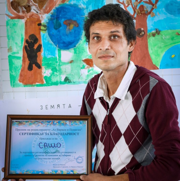 Varna24 bg научи за благородната постъпка на млад мъж от ромски