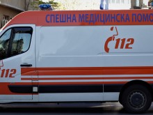 Жена загина, затисната от камион за смет