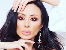 Скандална участничка във "Фермата" с 5 аборта от кокаинов бос