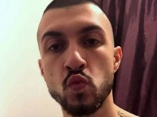 Обвиниха българин в опит за убийство, нападнал с нож съпругата и детето си