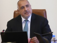 Премиерът Бойко Борисов честити празника на учителите чрез Фейсбук и потвърди ангажимента си за по-високи заплати