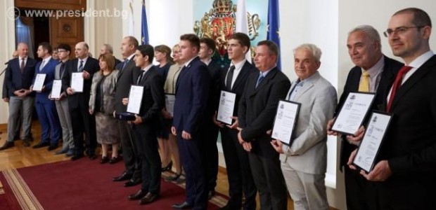 Радо от Математическата в Пловдив впечатли президента Радев!