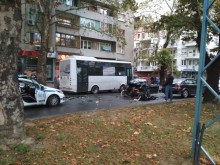Жестока катастрофа пред Второ районно, кадрите са плашещи!