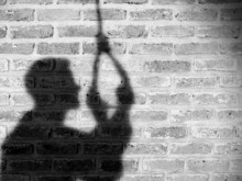 На всеки 40 секунди някой някъде по света прави опит за самоубийство