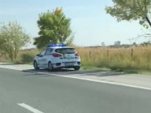 Патрулка в аварийната лента на магистрала "Тракия"