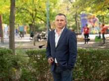 Иван Стоянов съдейства за нови пешеходни пътеки в "Източен" 