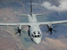 Военни самолети прелитат ниско над Пловдив!