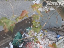 Ясна е причината за шума при обслужването на подземните контейнери