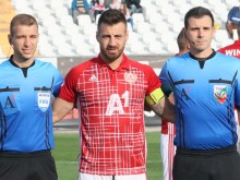 Ултраси потрошиха колата на Бодуров, на него му се размина