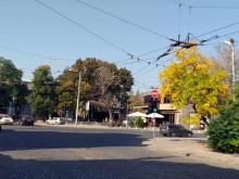 Сменят контролери на светофарна уредба, изключват я за няколко часа