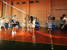 Виктория Волей победи Локомотив с 4:1 гейма в двустранна игра