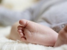 Установиха жената, която изостави бебе в Петрич