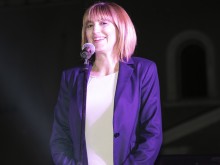 Симпатизанти на Елена Филева препълниха площада в центъра на Куклен