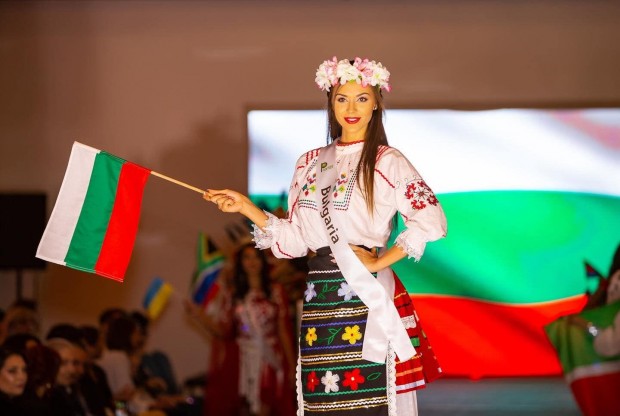 Мис България 2018 Теодора Мудева представи страната ни на конкурса