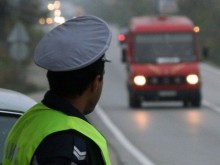 Румънец опита да подкупи русенски полицаи с 50 лева