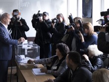 Президентът призова гласоподавателите за масово участие в балотажа